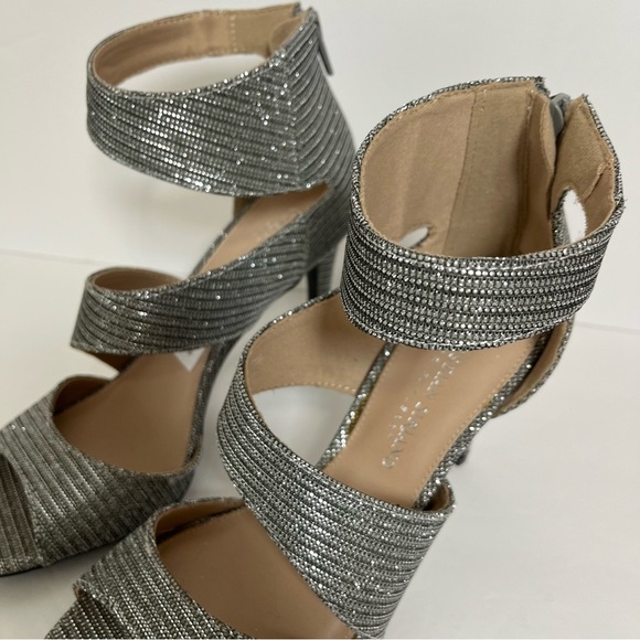 Christian Siriano Silver Sparkle Ankle Wrap Open Toe Heels - Picture 4 of 12